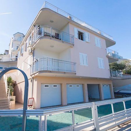 Luxury Apartment L&A Trogir Bagian luar foto