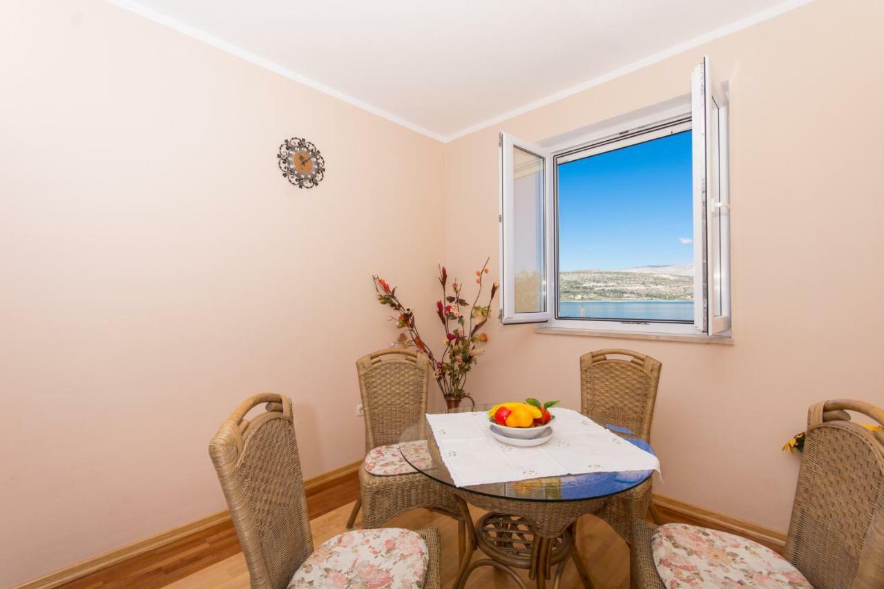 Luxury Apartment L&A Trogir Bagian luar foto